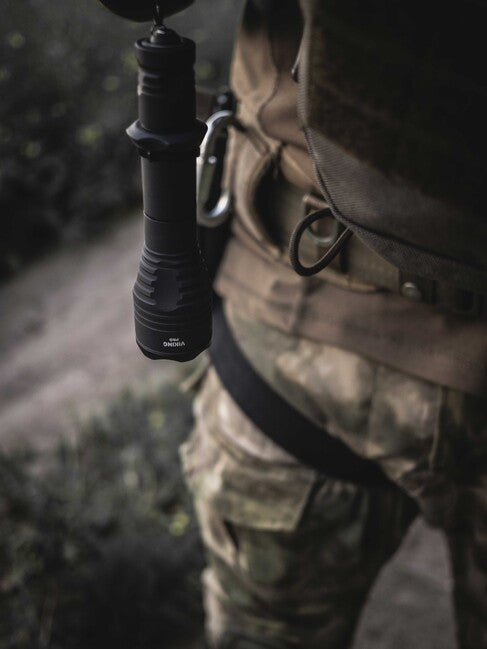 ArmyTek Viking Pro Weiße LED-taschenlampe 2050 lm 136 g
