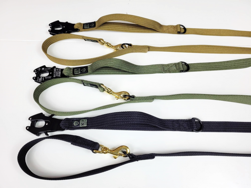 K9 Thorn Double-Sided Leash with Carabiner Kong Frog, Black, 255cm