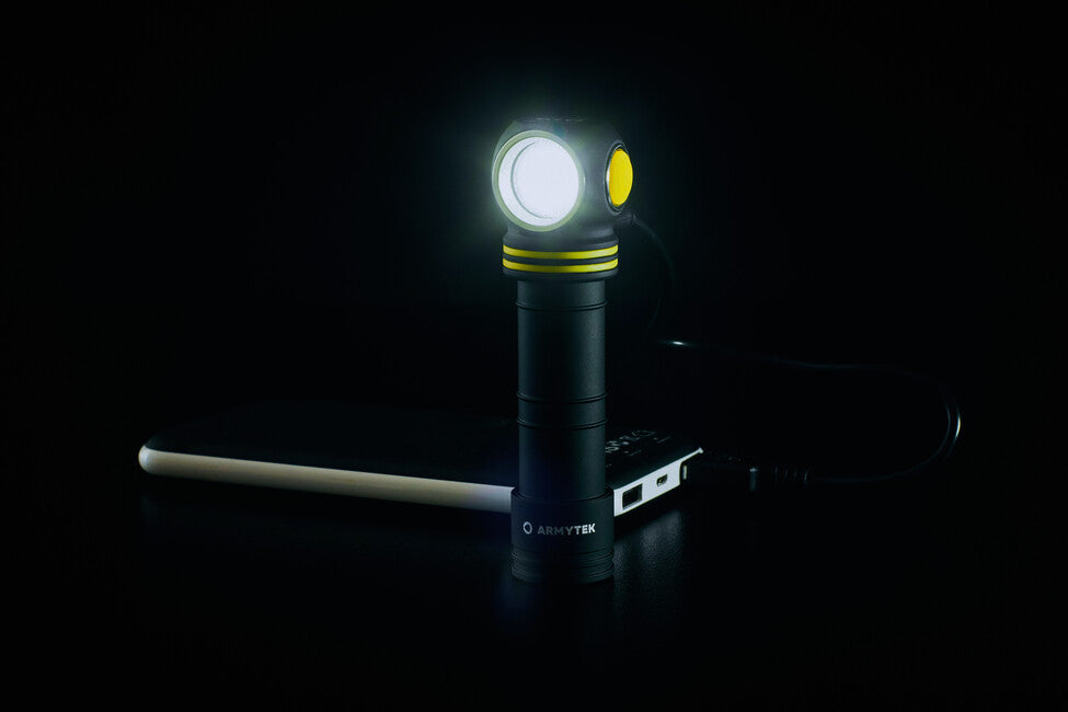 ArmyTek Elf C2 Studena weiß LED rucne svietidlo napajanie z akumulatora 1100 lm 4800 h 65 g