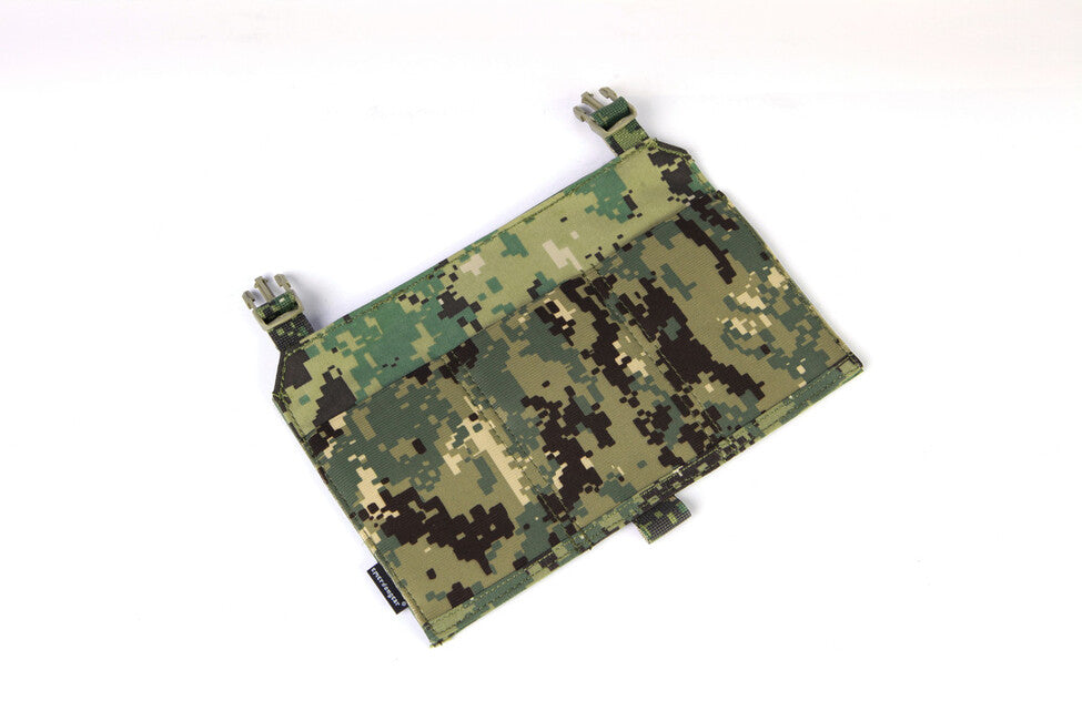 Emersongear Panel für drei M4 Magazine auf taktischer Weste, laubgrün 500D