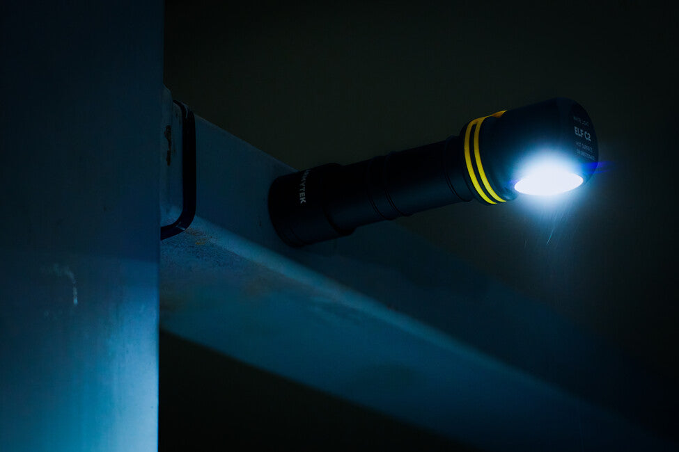 ArmyTek Elf C2 Studena weiß LED rucne svietidlo napajanie z akumulatora 1100 lm 4800 h 65 g