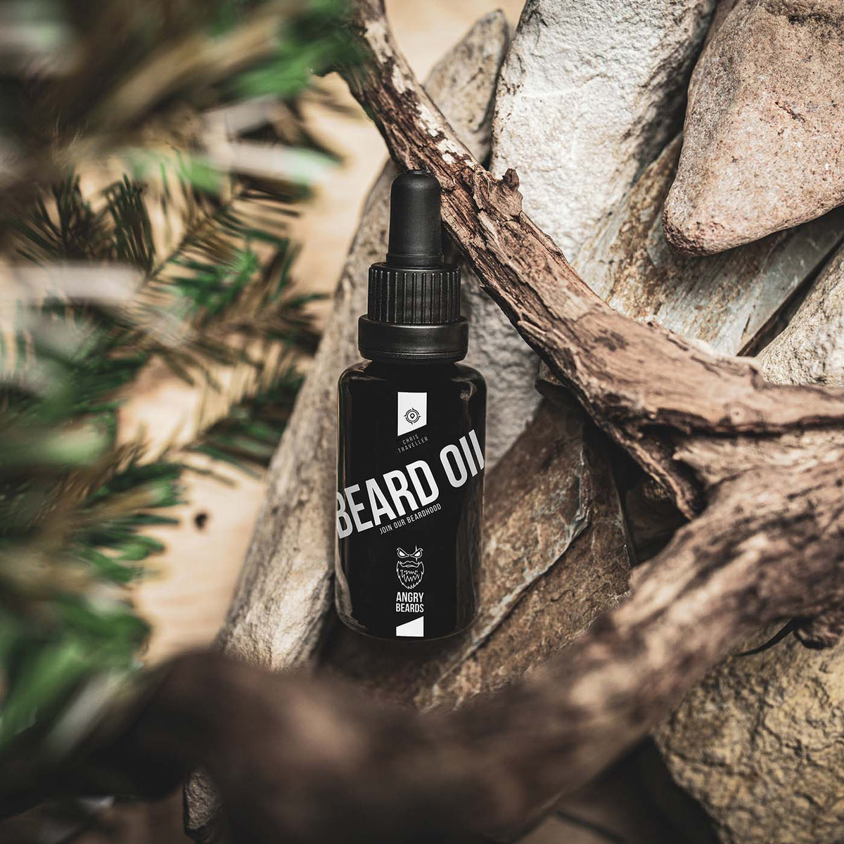 ANGRY BEARDS Christopher The Traveller olej na bradu a fúzy 30 ml