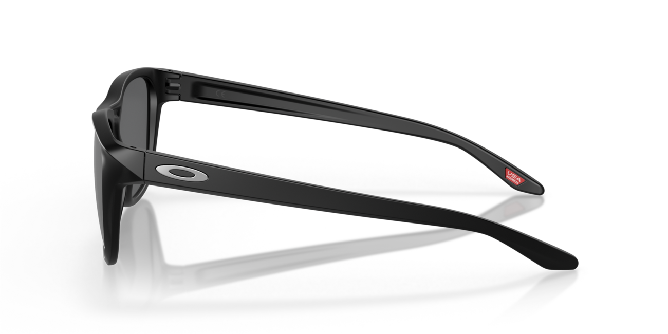 Oakley Manorburn Sunglasses, Matte Black Frame, Prizm Black Polarized Lenses, 56