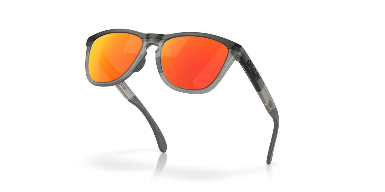 Oakley FROGSKINS RANGE Sonnenbrille mit Rahmen Matte Grey Smoke/Grey Ink und mit Dias Prizm Ruby 55