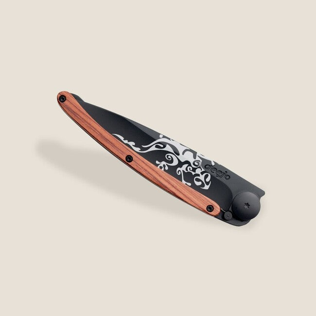 Deejo Tattoo Schließmesser, black coralwood gecko