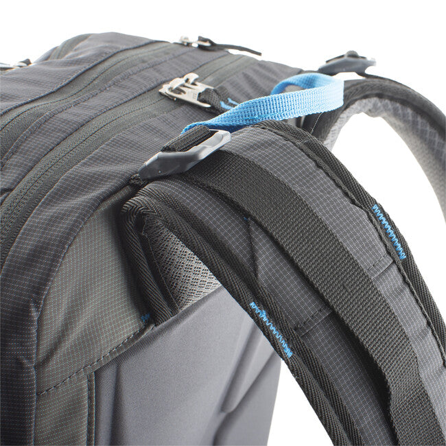 Pinguin Ace 27 Nylon Backpack, 27 L, Petrol