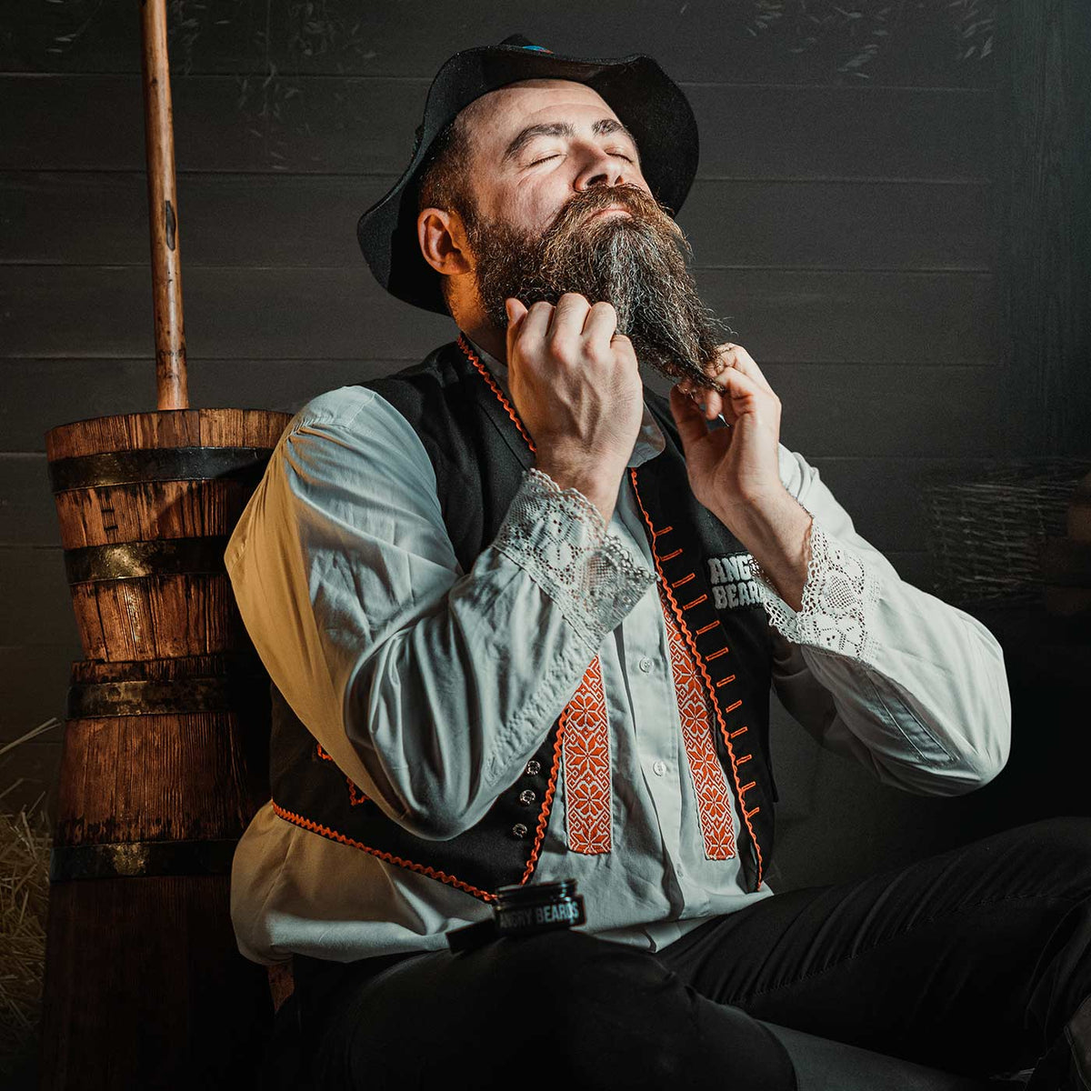 ANGRY BEARDS Carl Smooth balzam na bradu a fúzy 46 g