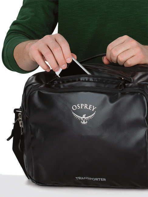 OSPREY TRANSPORTER CARRY-ON BAG τσάντα ώμου, μαύρο
