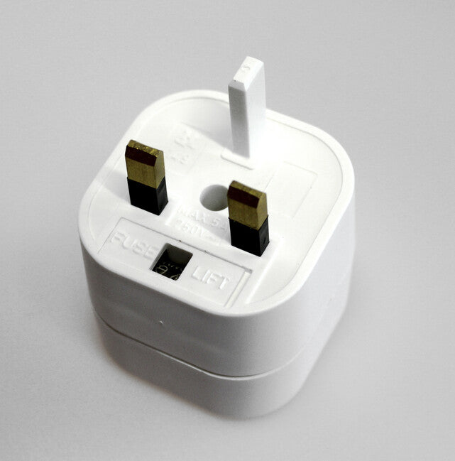 BasicNature World Set Adapter with 4 Plugs