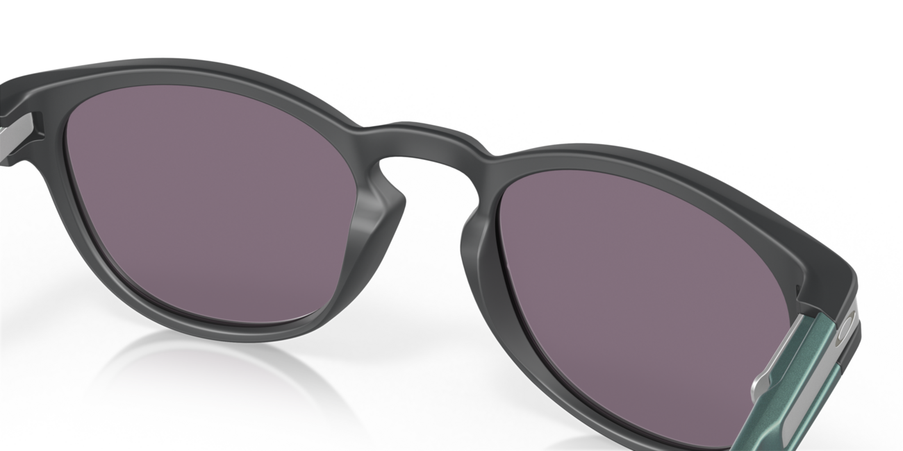 Oakley LATCH Sunglasses, Matte Carbon Frame, Prizm Grey Lenses, 53