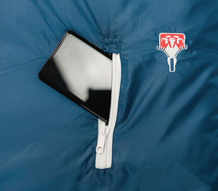 Grüezi-Bag Cotton Comfort Grueezi Schlafsack tief kornblumenblau rechts