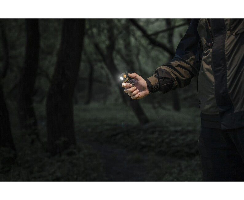 ArmyTek Elf C1 Stirnlampe LED Handlampe mit Batterie 930 lm, warmweiß