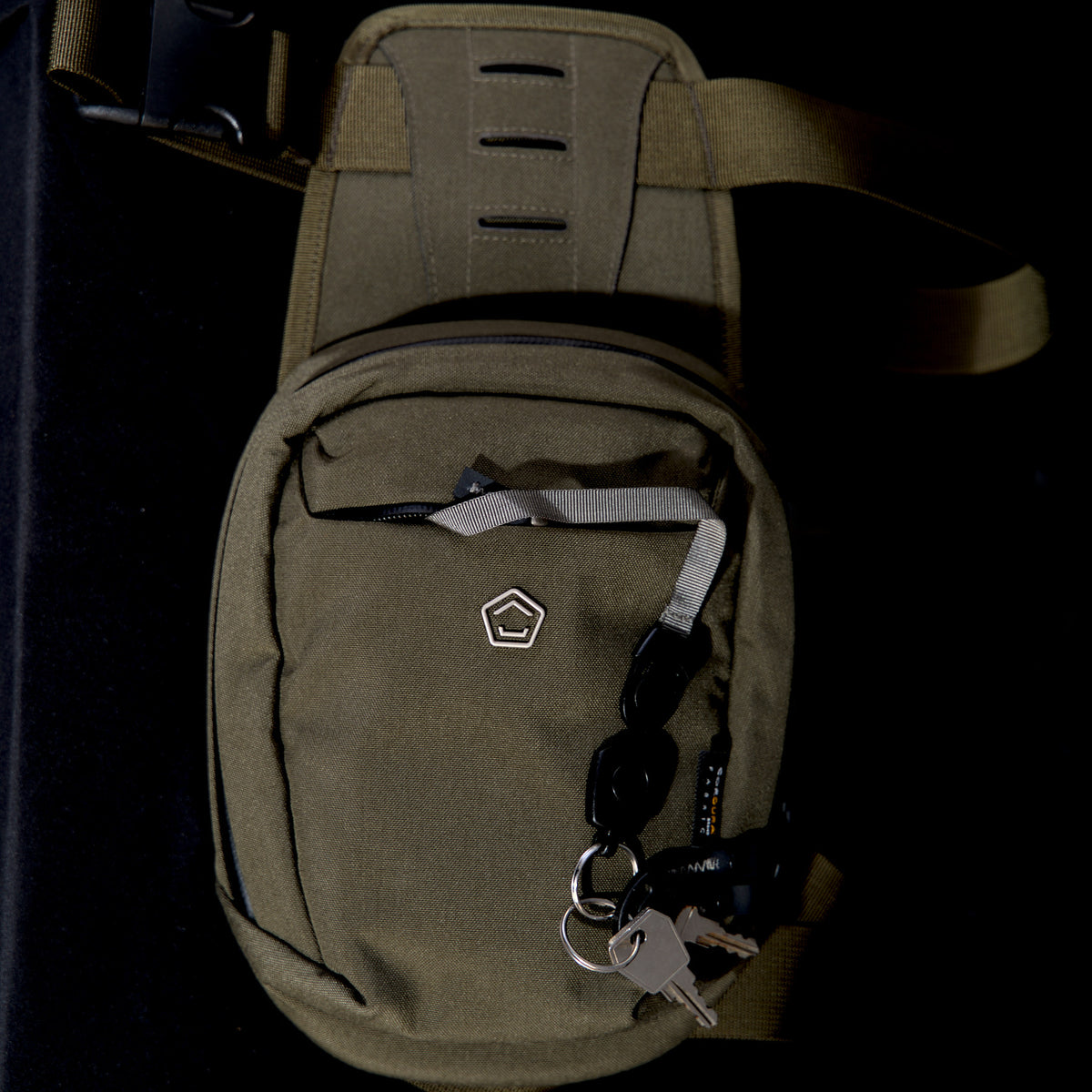 Pentagon Consul Thigh Pouch pasna torbica, črna
