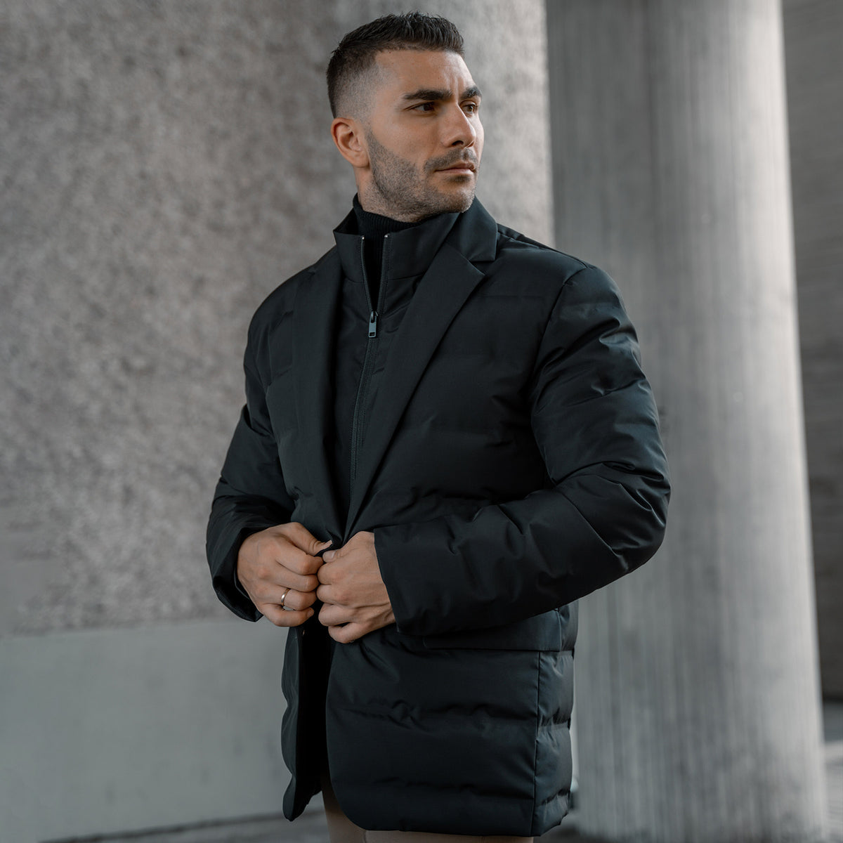 Pentagon Jacke v im Stil saka Alpha, schwarz