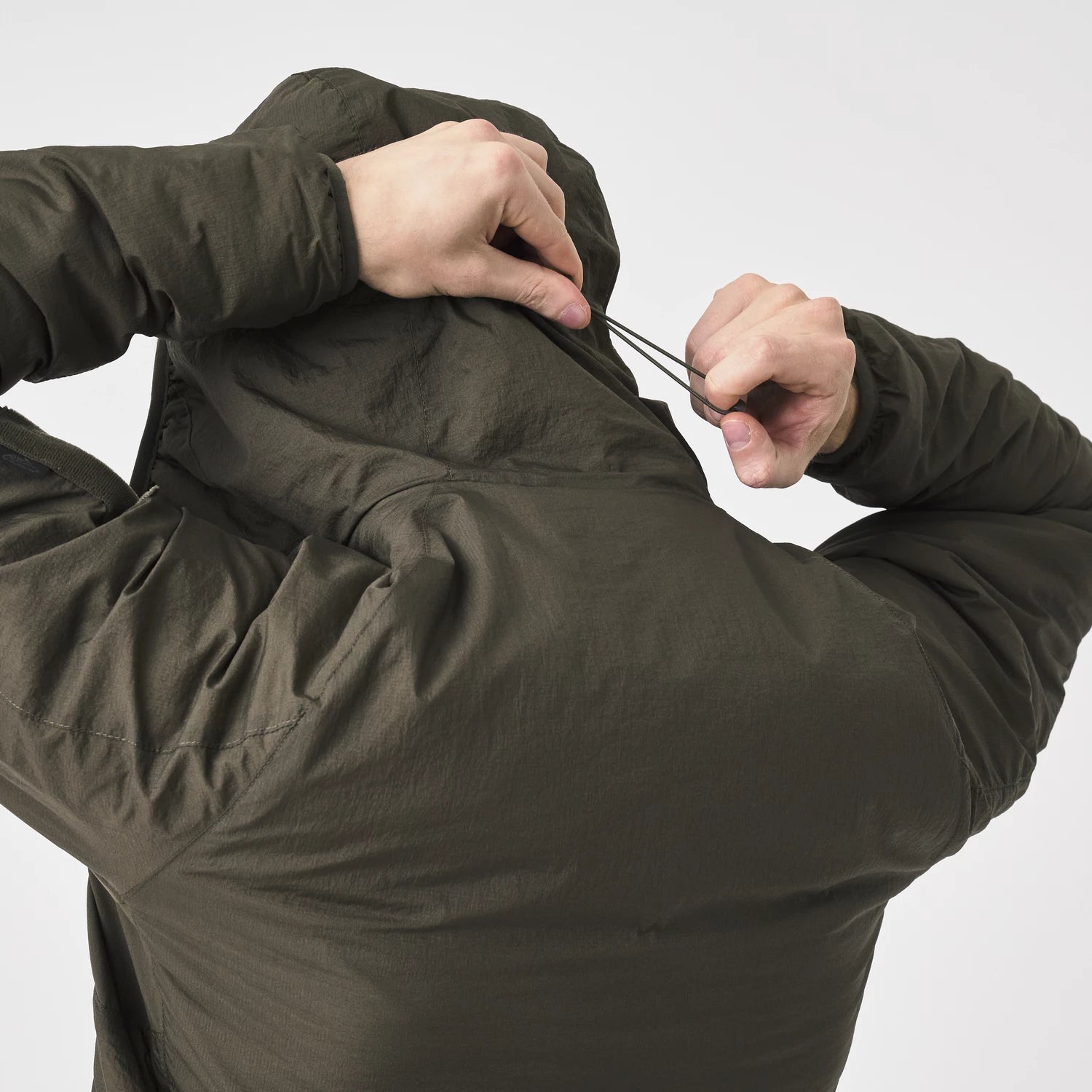 Helikon-Tex Wolfhound bunda Climashield®, čierna – detail 2
