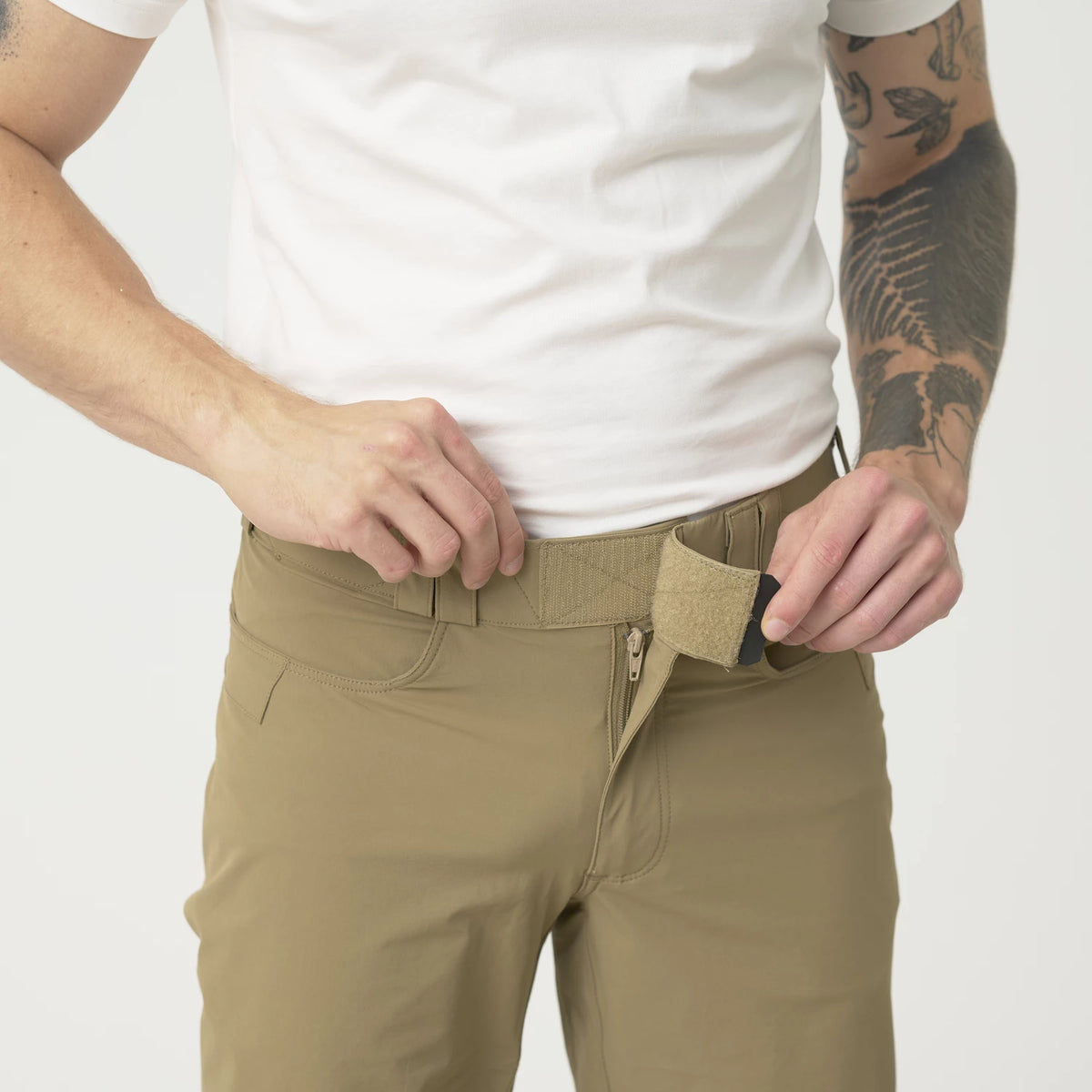 Helikon-Tex COVERT nohavice VersaStretch taktické Versa Stretch, Mud Brown – detail 2
