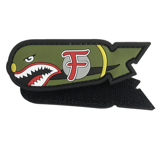 WARAGOD Patch F Bombenhai PVC Patch Vollfarbe