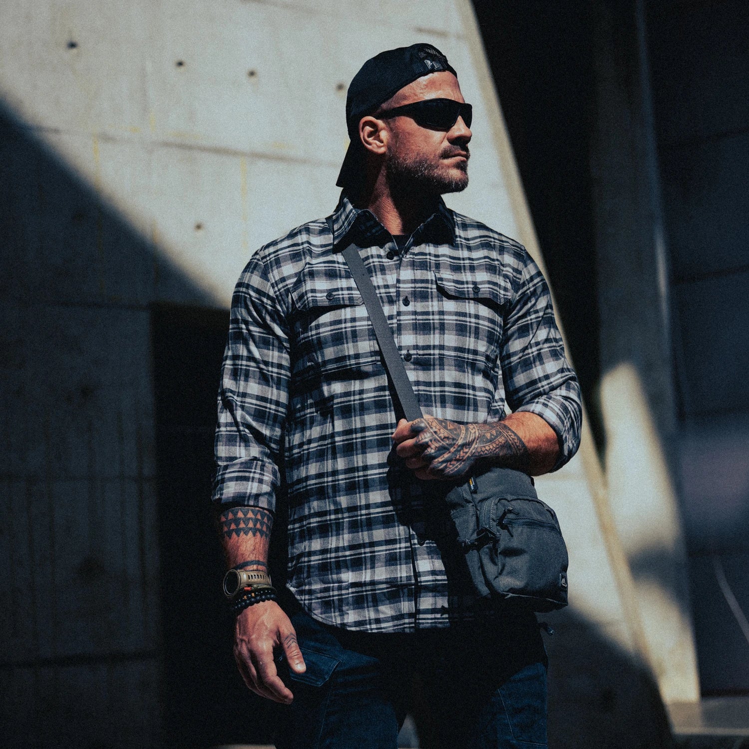 Helikon-Tex GreyMan košeľa Graphite Plaid – v použití 1