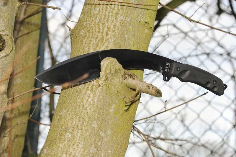 MFH Kukri Machete, Black with Sheath