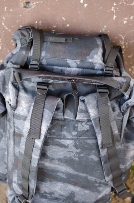 MFH BW nepremokavy ruksak vzor HDT-camo LE 65L