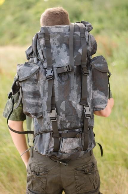 MFH BW nepremokavy ruksak vzor HDT-camo LE 65L
