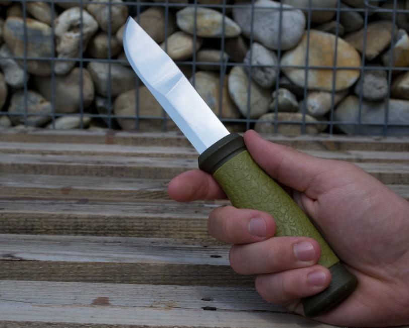 Mora of Sweden Outdoor 2000 Μαχαίρι, Λαδί
