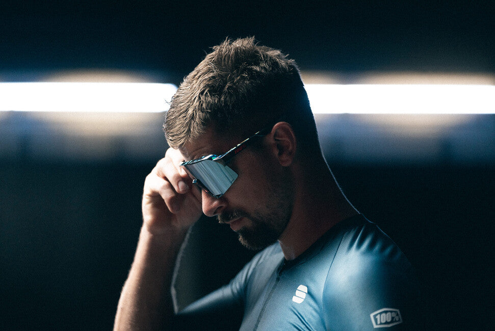 100% Sonnenbrille S3, Black Holographic