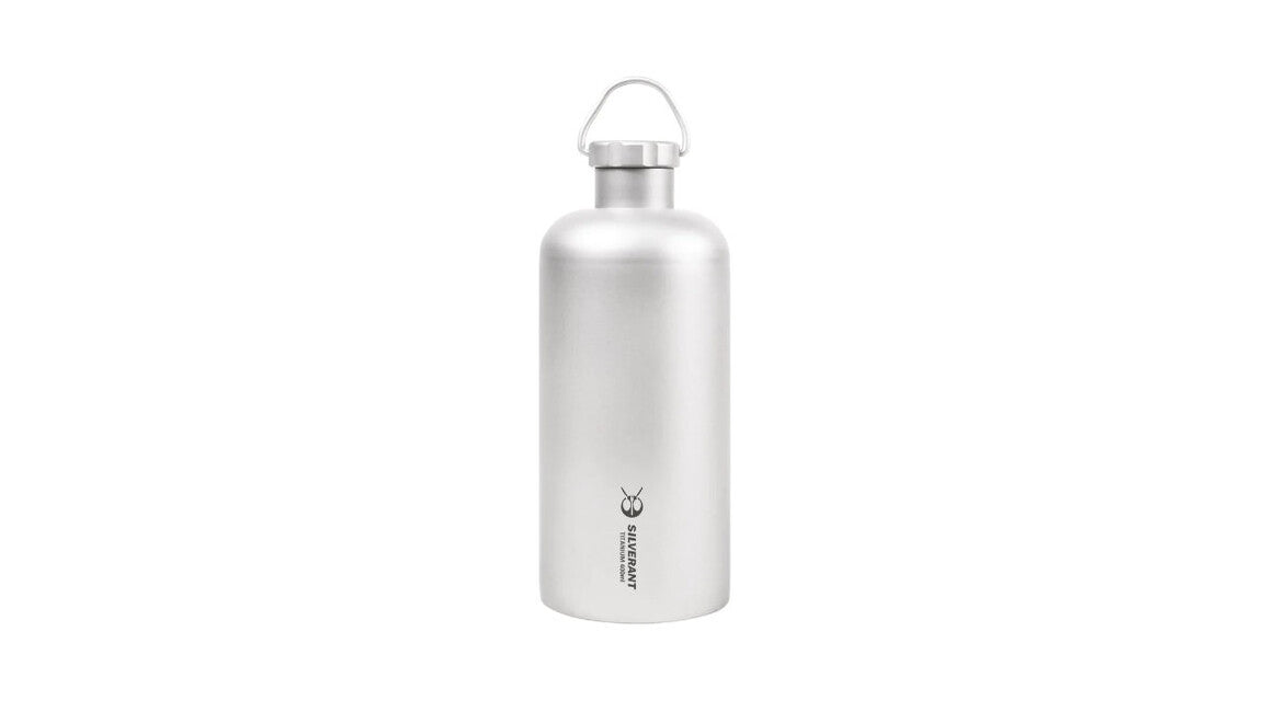 Silverant Titanium Flasche mit Schlaufe am Verschluss 400 ml