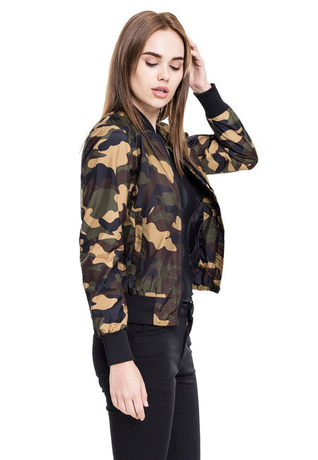 Urban Classics dámska light bomber maskáčová bunda