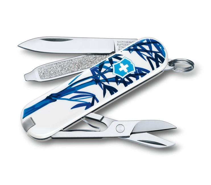 Victorinox vreckový nôž Classic LE 2017 The Giant Panda, Classic LE 2017 The giant panda