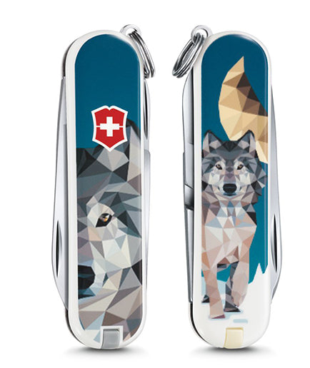 Victorinox vreckový nôž Classic LE 2017 The wolf is coming home