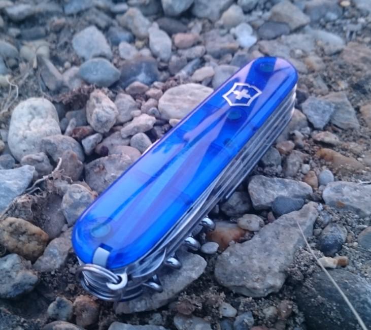 Victorinox Huntsman taschenmesser transparent 91mm blau