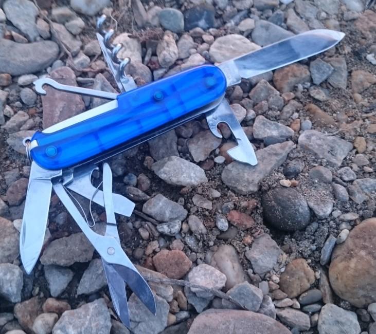 Victorinox Huntsman taschenmesser transparent 91mm blau