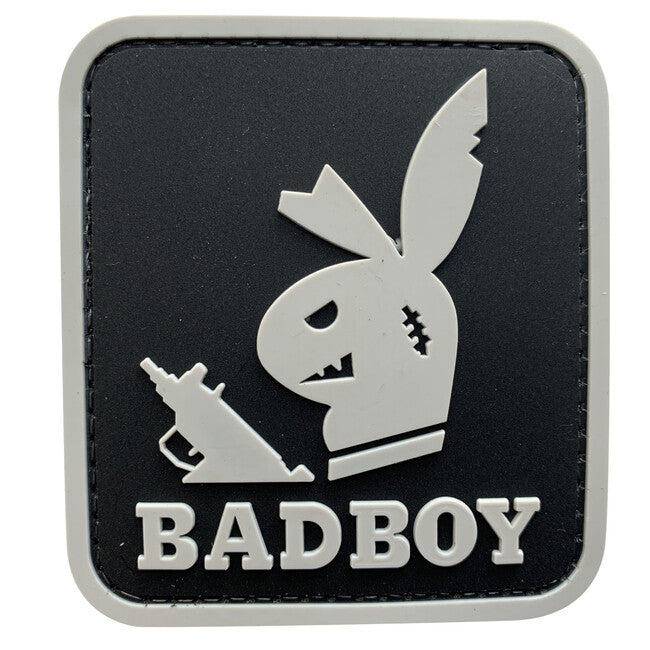WARAGOD Bad Boy with Gun Klettabzeichen 3D schwarz 7.7x6.9cm